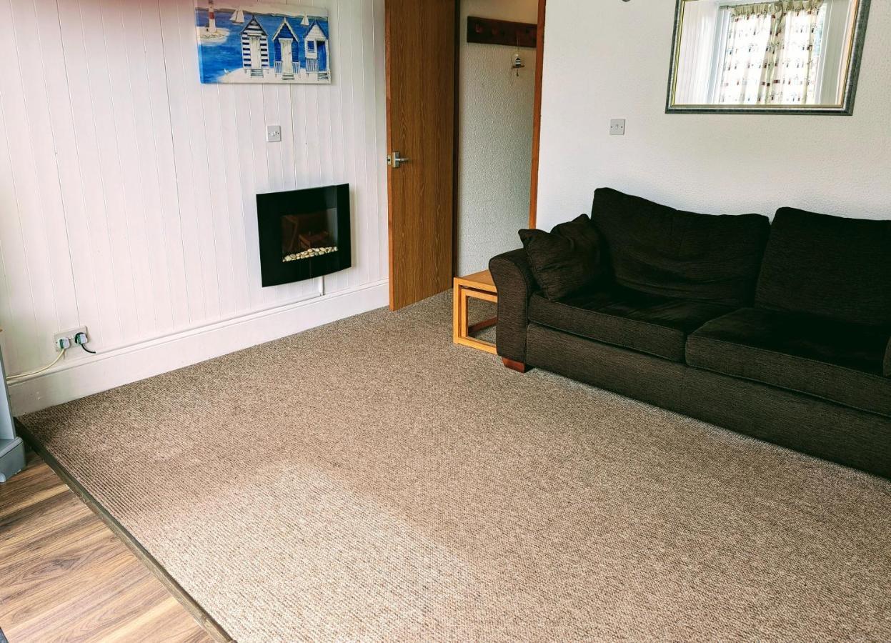 Seaside Chalet - Sleeps 6 Kingsdown  Exterior foto